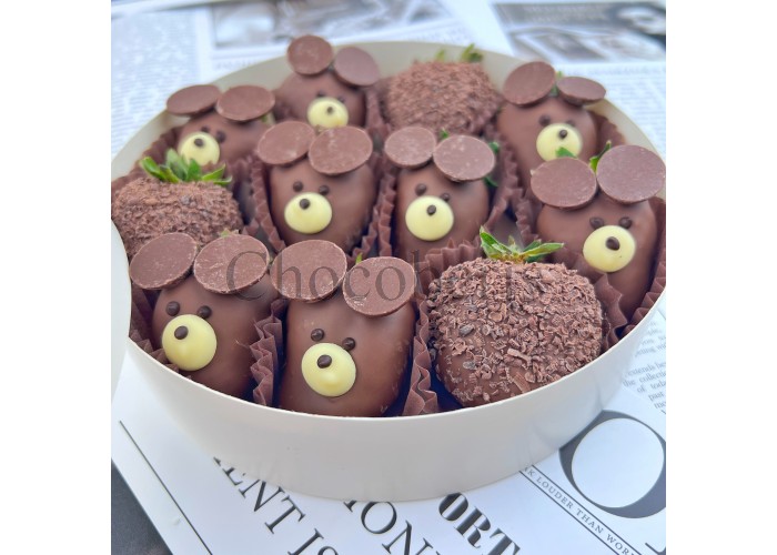 Мишки в круглой коробке