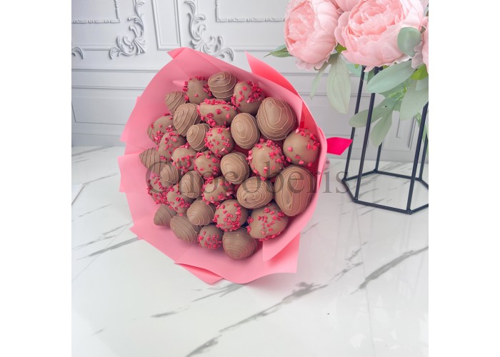 Клубничный букет "Внимание" 31шт 