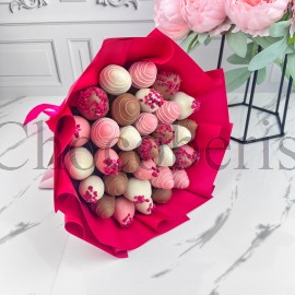  Клубничный букет "Мечта "