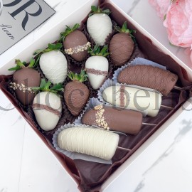  Клубника и бананы в шоколаде "классический"